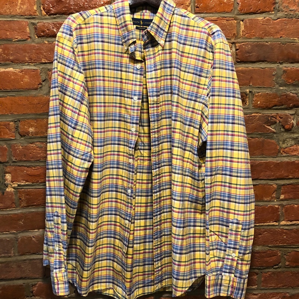 Polo Ralph Lauren men’s button. Classic fit.